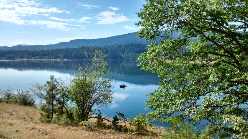 View across lake from Lake Siskiyou Trail.