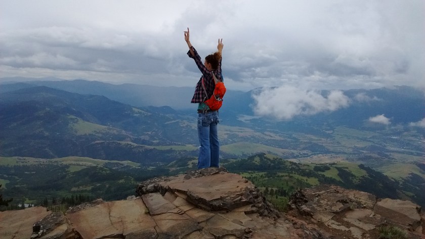 Ruth is famous for this pose. This one was yesterday's hike up Grizzly Peak.